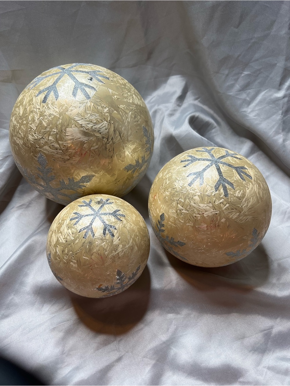 Holiday Decorative Snowflake Light Up Glass Spheres - Gold